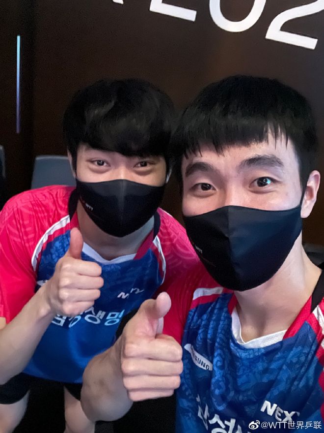 波兰乒乓球队血洗韩国乒乓球队，奥恰洛夫完成帽子戏法