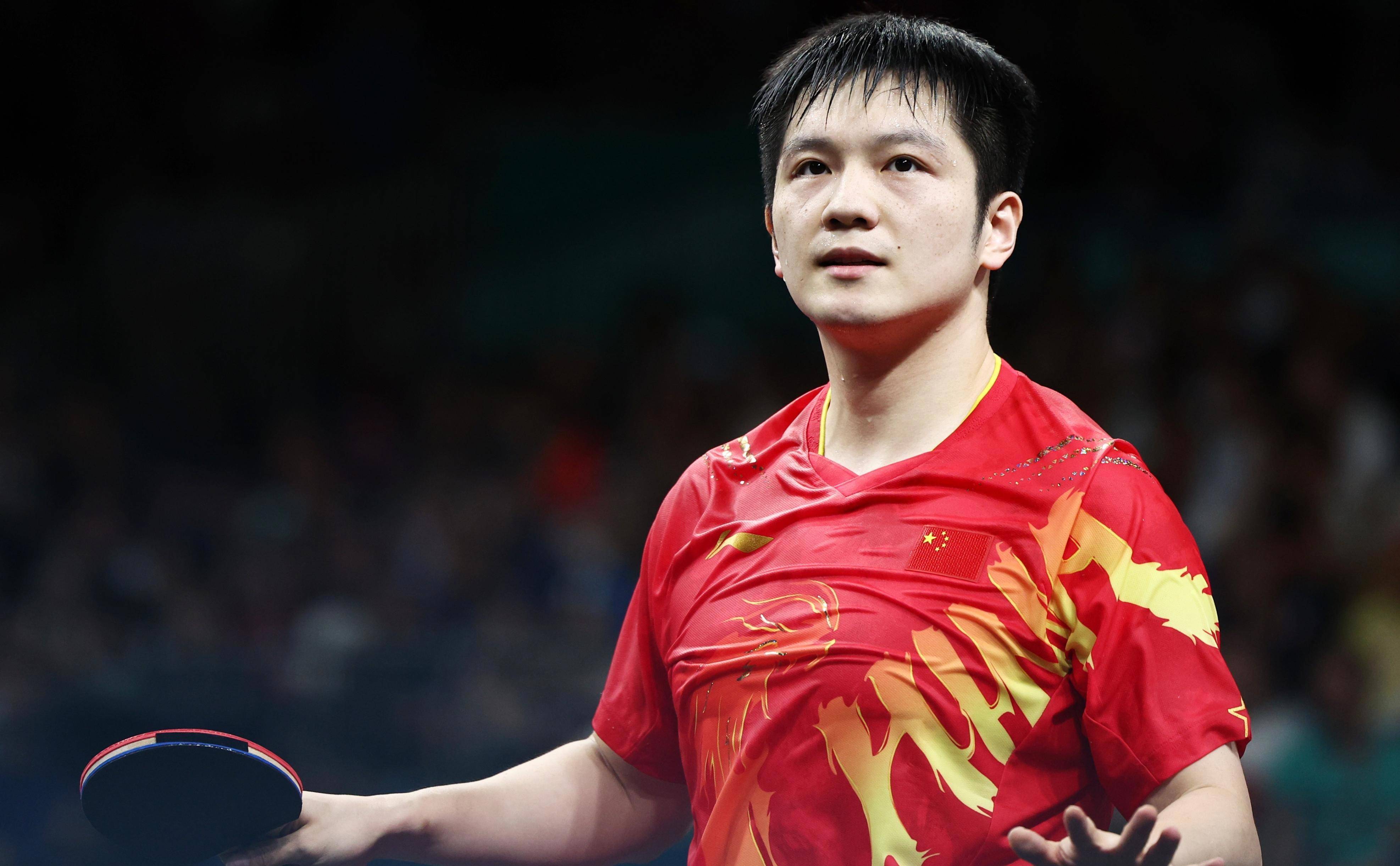 中国队轻取英格兰队，樊振东扛起全队