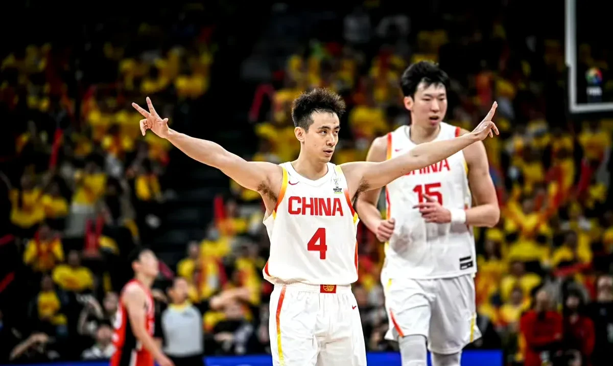 篮网绝杀深圳队，赵继伟高光表现