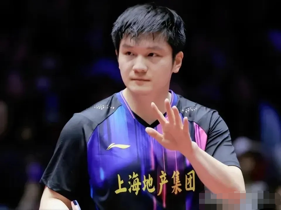 英格兰队鏖战日本队，樊振东状态火热