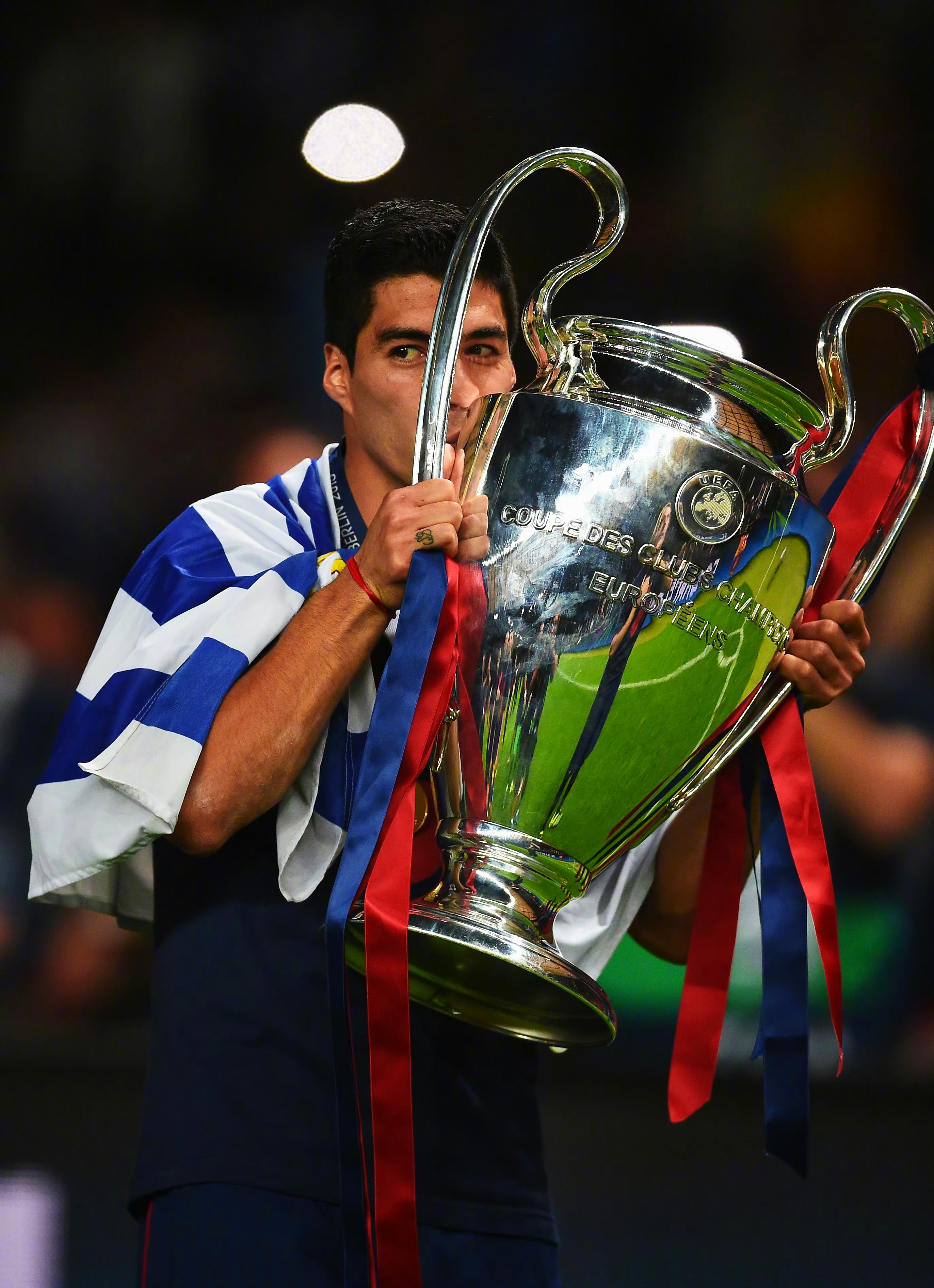 哥伦比亚逆转罗马，苏亚雷斯点燃赛场