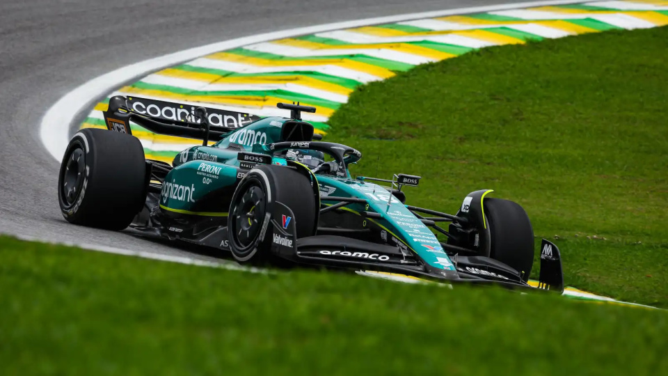 梅赛德斯完胜索伯车队，佩雷兹带队取胜