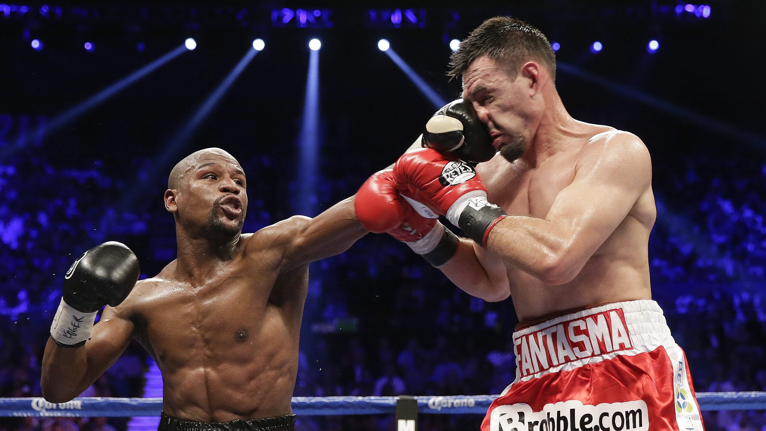 舞台越大越强，伦纳德在活塞对阵灰熊之战中诠释巨星本色