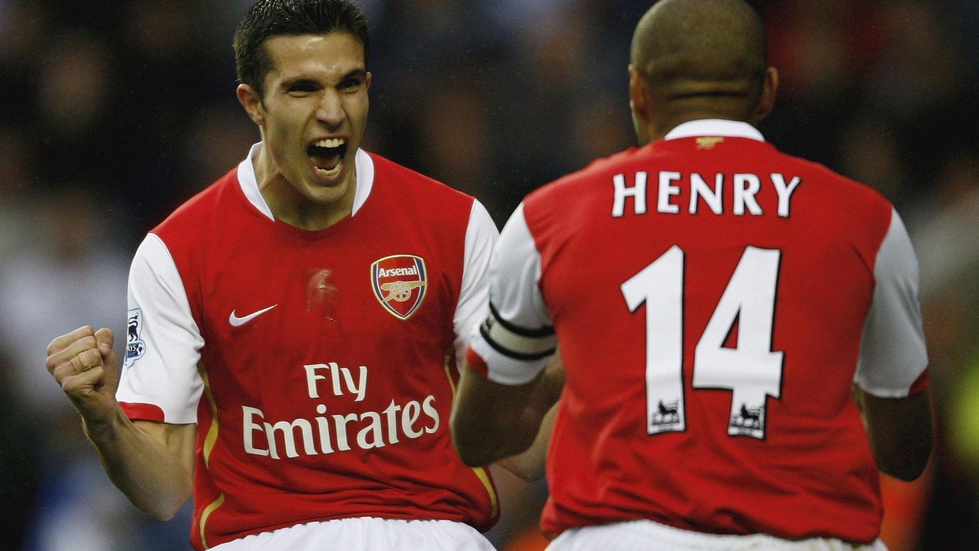 赛道与球场,速度与策略的双重奏